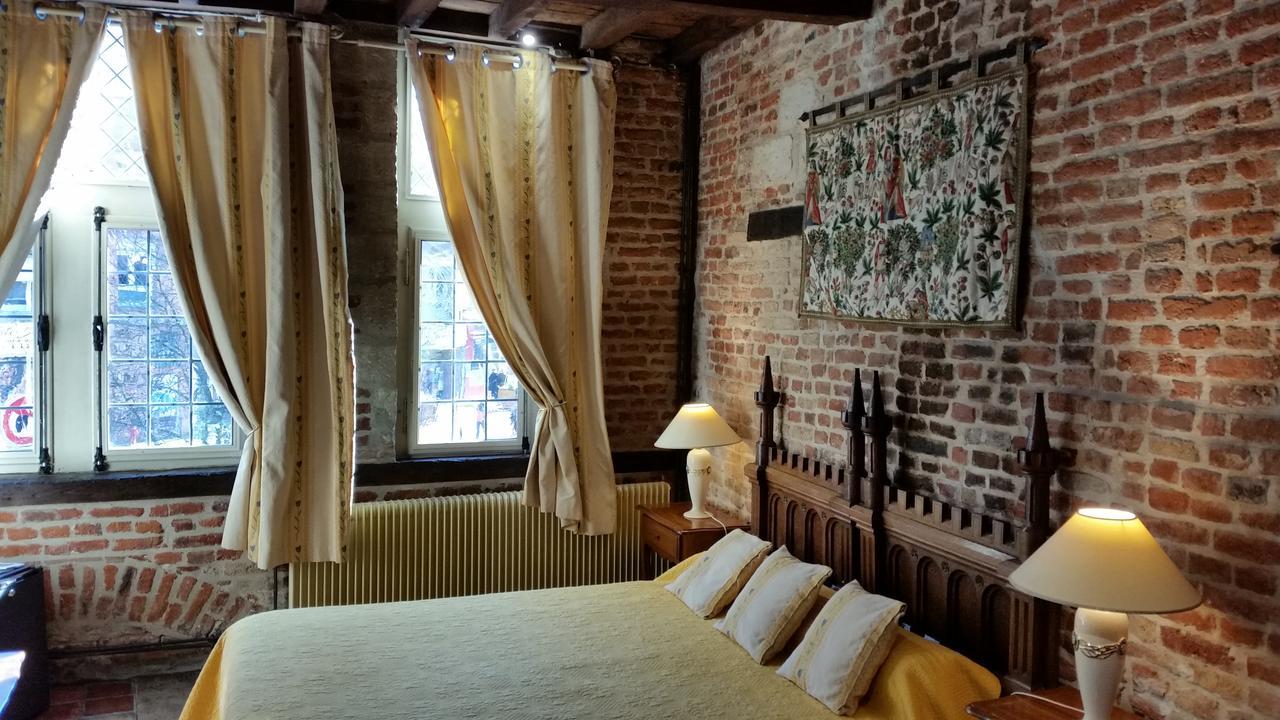 Auberge Du Bon Fermier Valenciennes Exterior photo