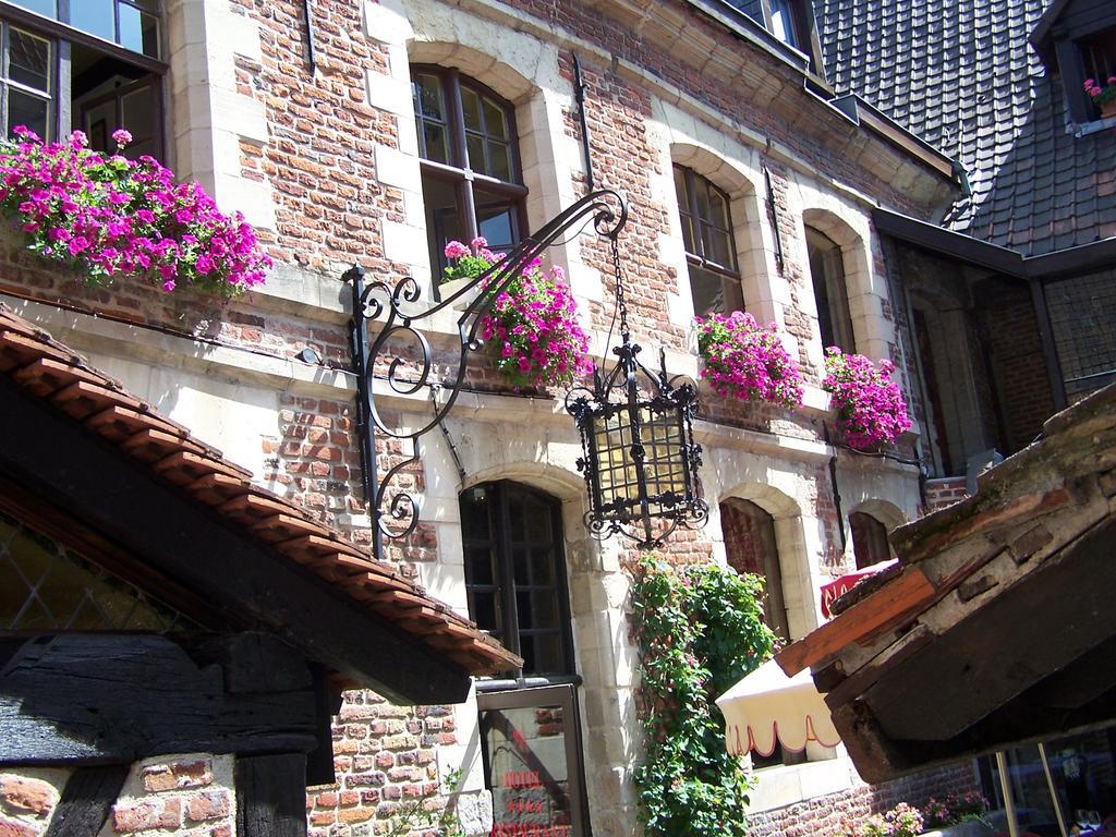 Auberge Du Bon Fermier Valenciennes Exterior photo